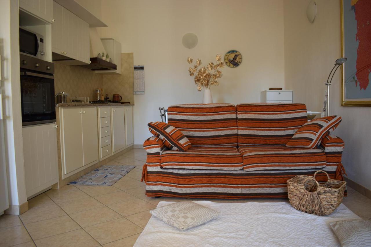 Vila Casa Rosa Dei Venti Pula Exteriér fotografie