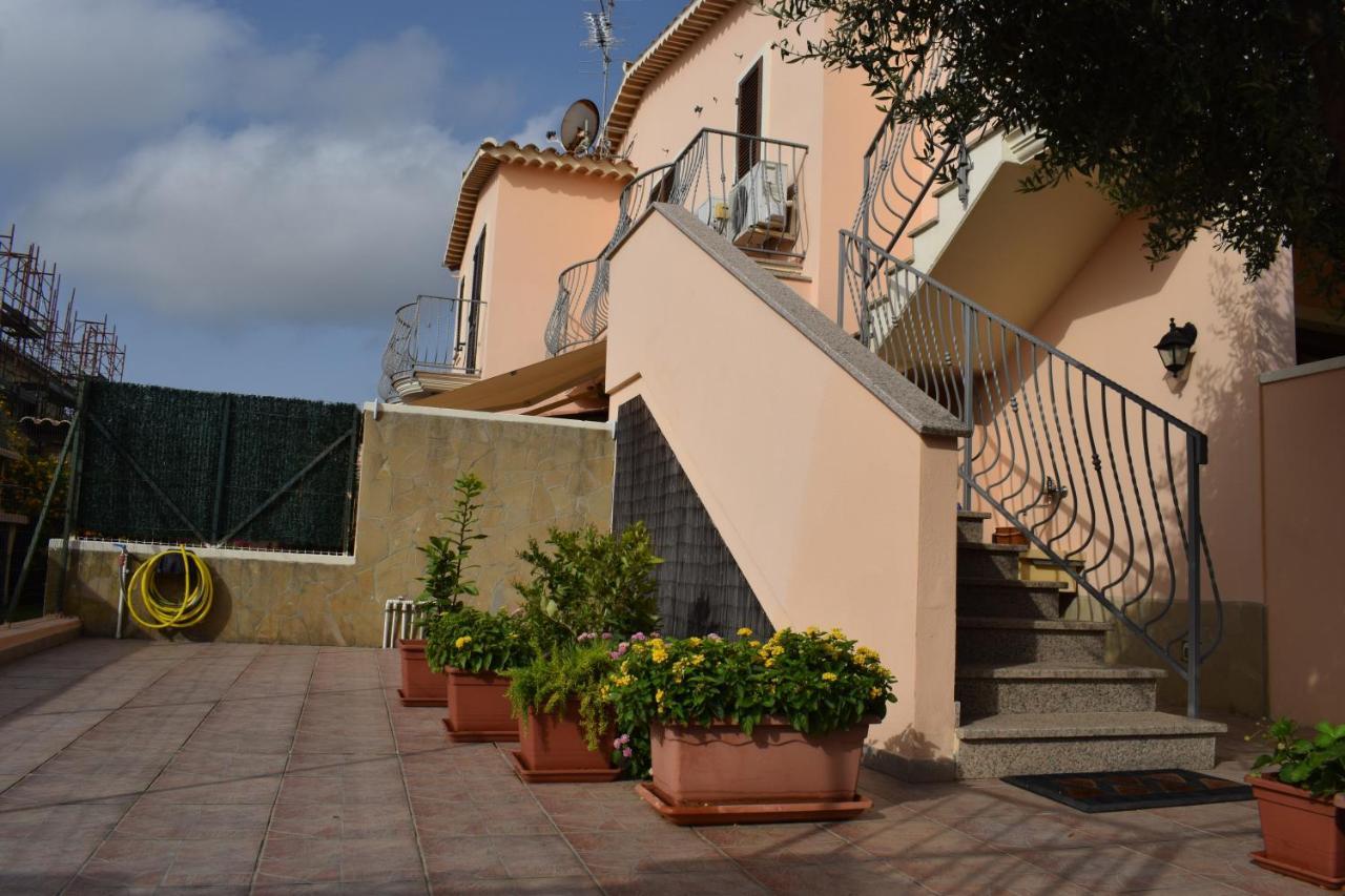 Vila Casa Rosa Dei Venti Pula Exteriér fotografie