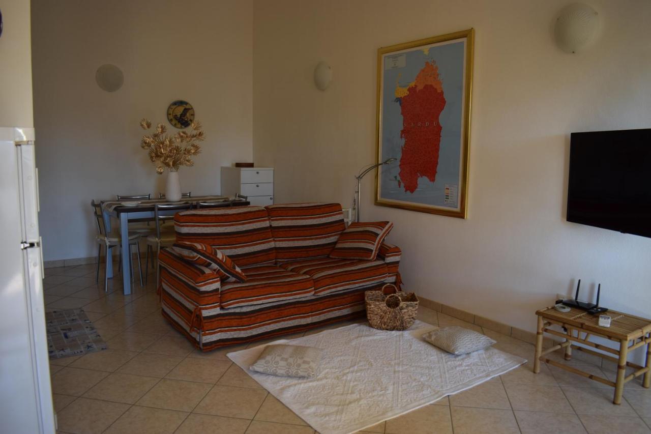 Vila Casa Rosa Dei Venti Pula Exteriér fotografie